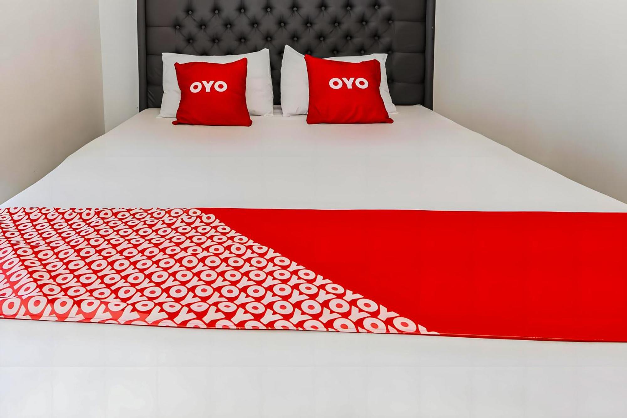 מלון בקאסי Oyo 93703 F88 מראה חיצוני תמונה